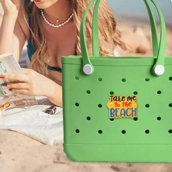 Charms Take Me to The Beach Bogg Bag Charm -new - Picture 3 of 6